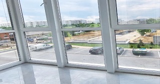 Панорамное остекление балкона Сосногорск цена от 11 тыс. руб. м/п.